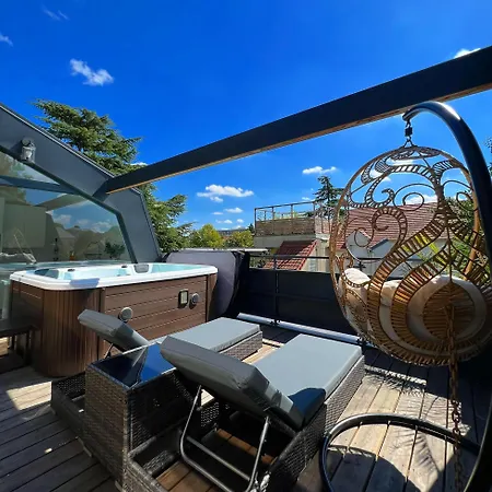 Superbe Avec Jacuzzi Proche De Paris Apartment